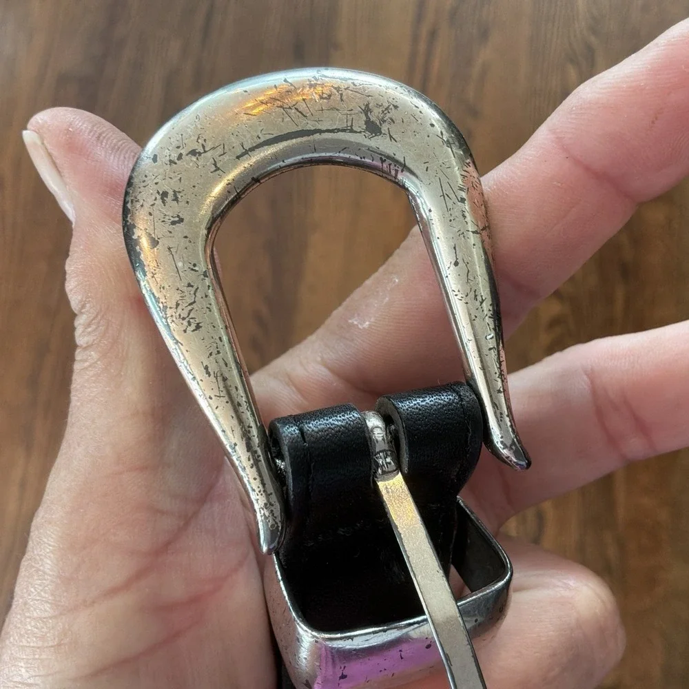 Vintage HONEST Genuine Leather Belt 32 Animal Safari Zoo Pewter Concho 90's
